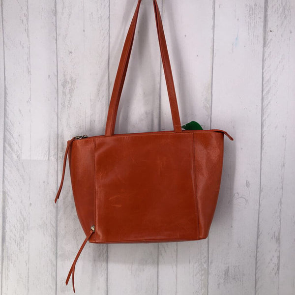 zip top tote w/ zip pocket