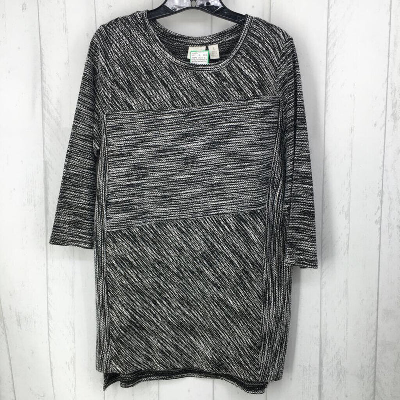 1(L) Textured tweed3/4 slv top