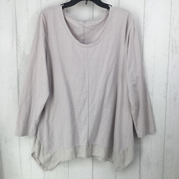 XL Asymetrical hem l/s tunic