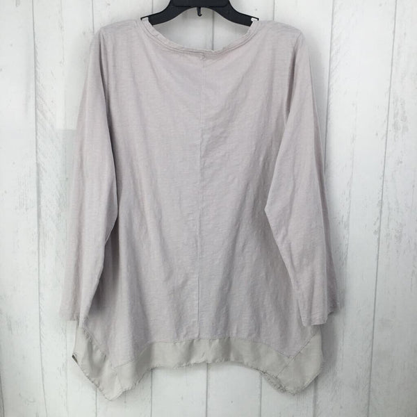 XL Asymetrical hem l/s tunic