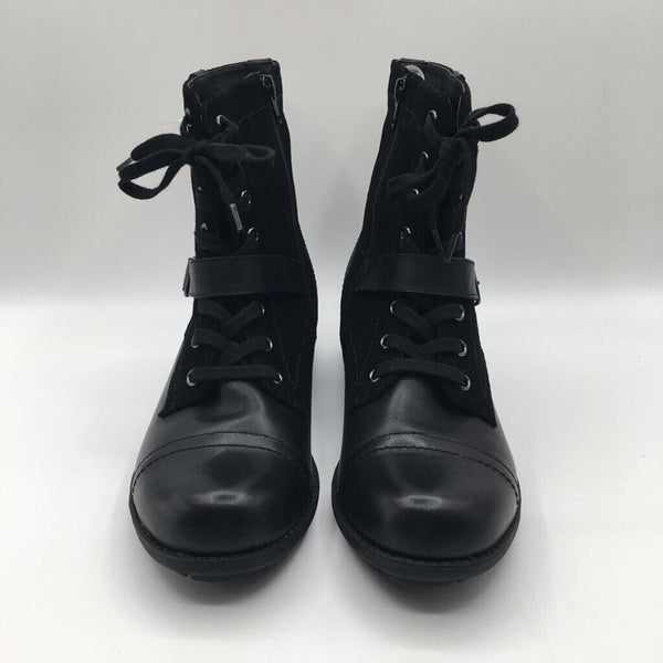 11 buckle side zip combat boots