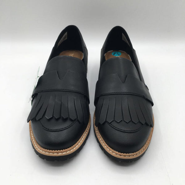 7.5 tassel loafers