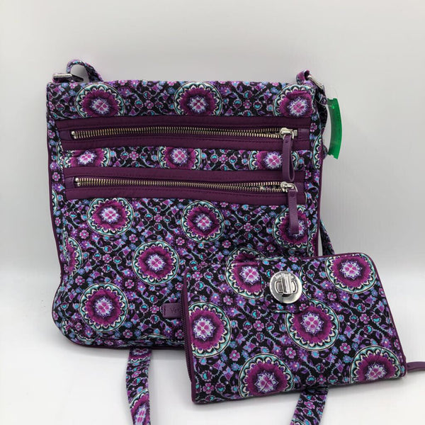 2pc triple zip flower/circle crossbody w/ turnlock zip around wallet