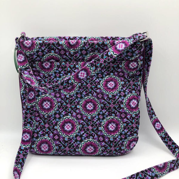 2pc triple zip flower/circle crossbody w/ turnlock zip around wallet