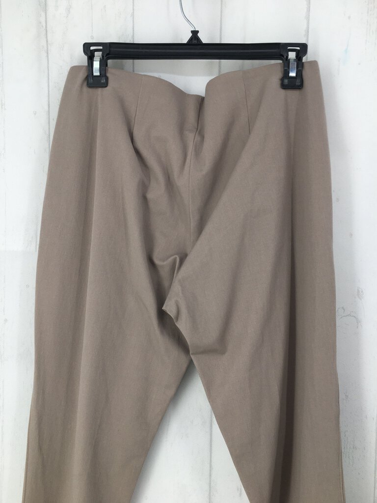 M Pull on pants