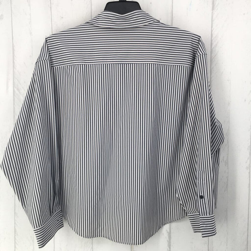 2.5(L/XL) Striped button down l/s top