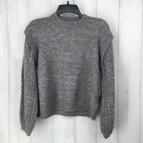 M Cable-knit sweater