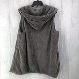 M Faux fur hooded vest