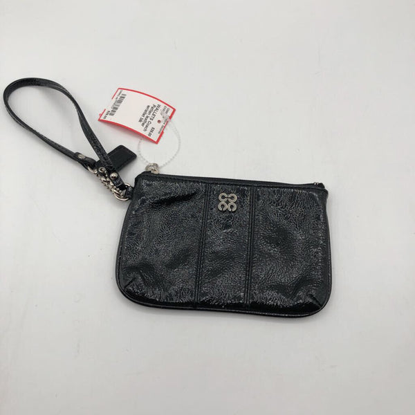 Patten leather wristlet