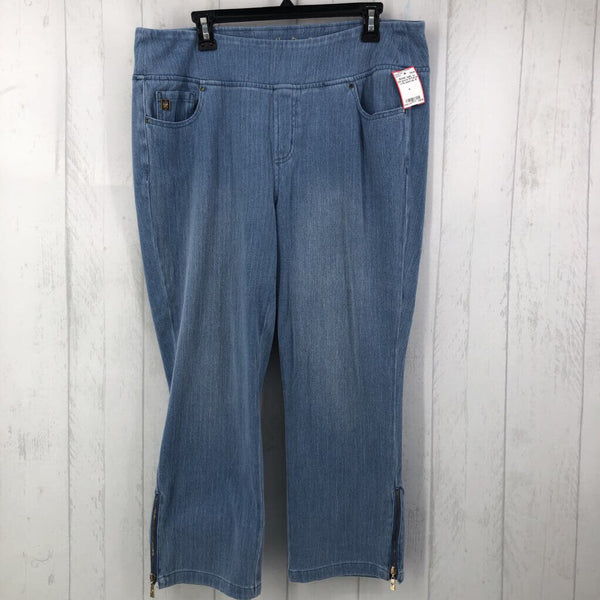 18 Pull on crop jeans