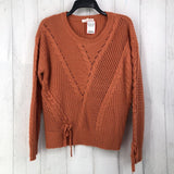 M lace up knit sweater