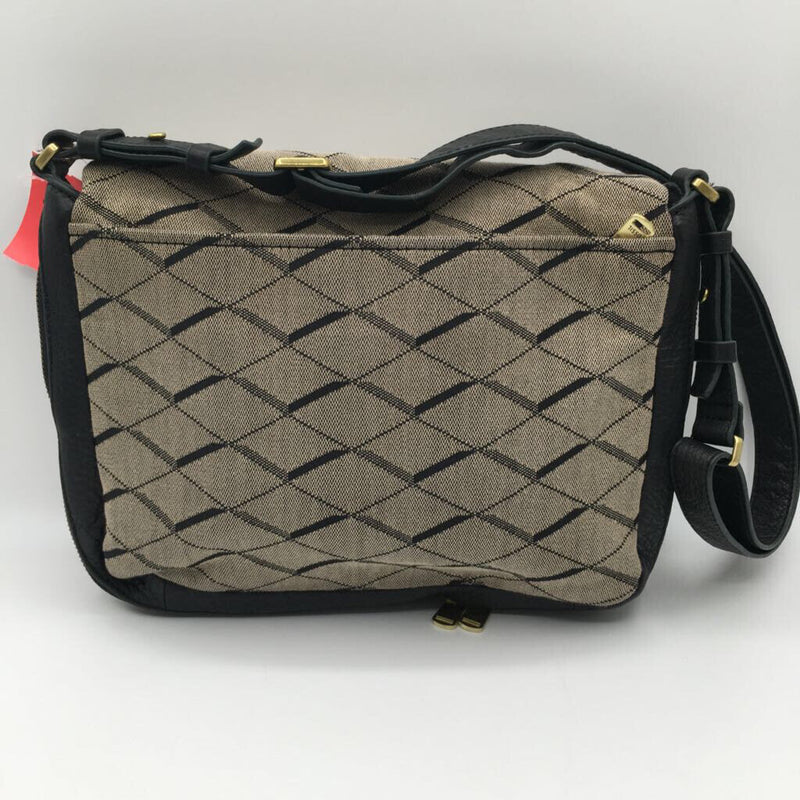 zip around flap crossbody