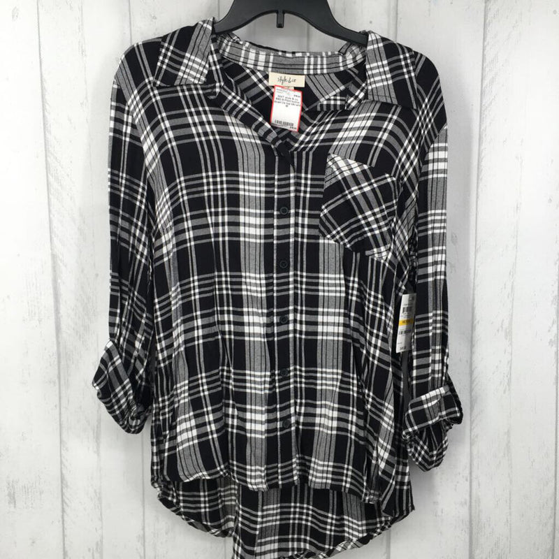 R50 M Plaid button down l/s top