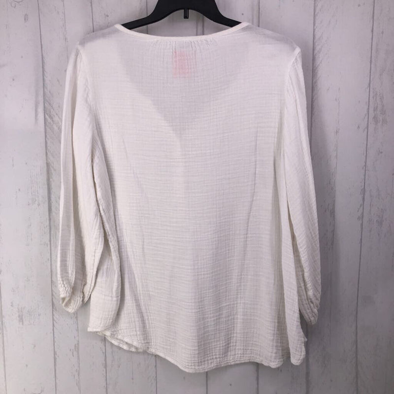 XL Gauzy 1/2 button down l/s top