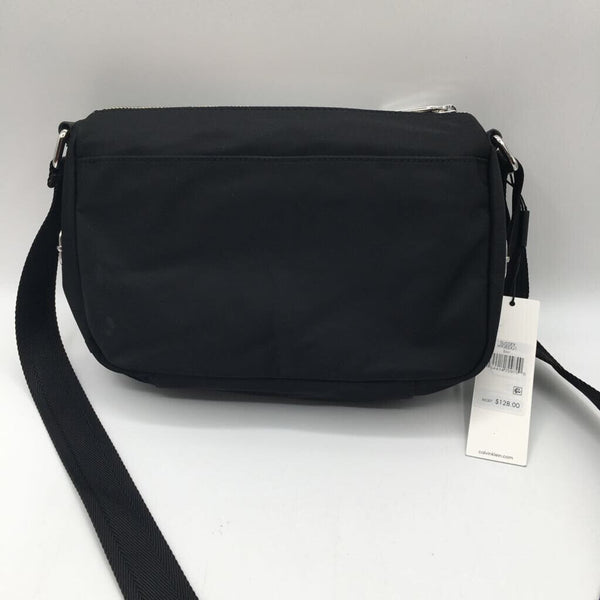 R128 double zip crossbody