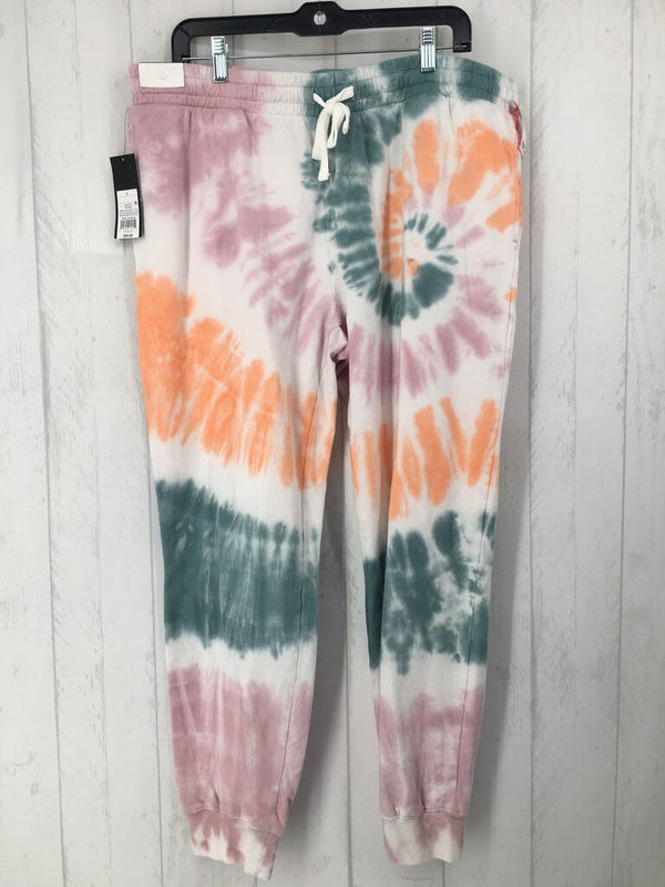 R20 L tie dye sweatpants