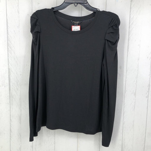 M Ruched shoulder l/s top