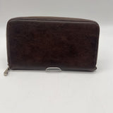 zip aournd wallet