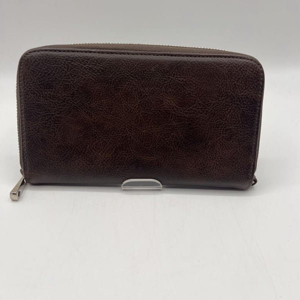 zip aournd wallet