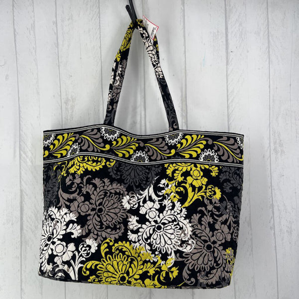 quilted open flower print tote