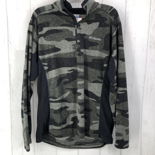 M Camo print pullover