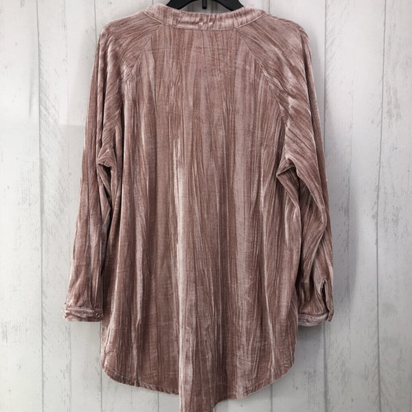 XL Velvet button down l/s top