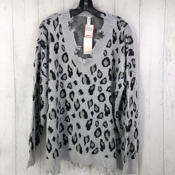 L Frayed hem animal print sweater