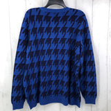 XL houndstooth sweater