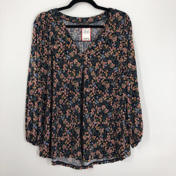 XXL Flo print v-neck 3/4 slv top