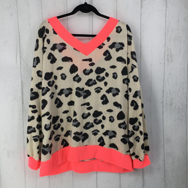 2X Animal print v-neck sweater