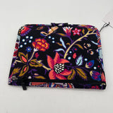 R30 Vera Bradley zip-in brush case