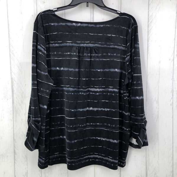 L Velvet printed 3/4 slv top