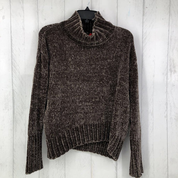 R68 S T-neck chenille sweater