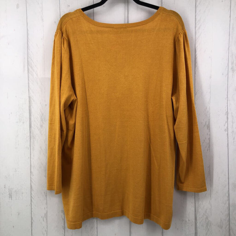 R50 18/20 V-neck l/s top