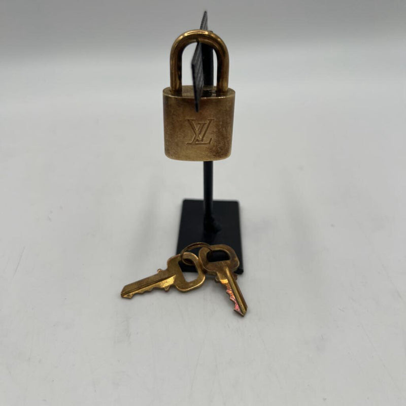 Louis Vuitton Lock with 2 Keys