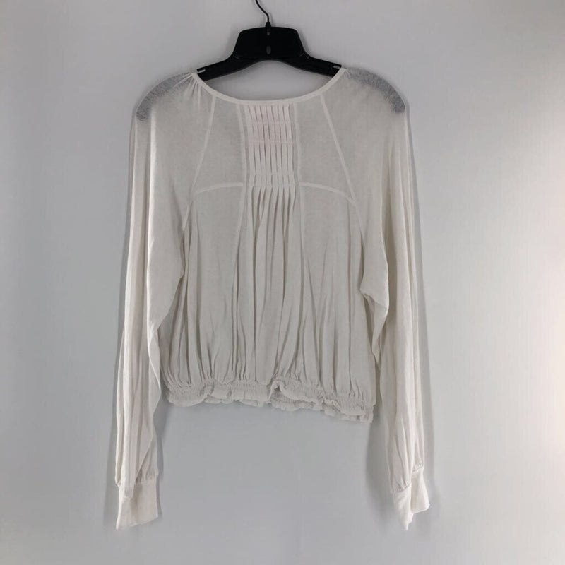 L Smocked l/s top