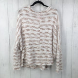 L V-neck eyelash sweater