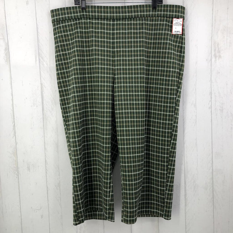 22P Plaid crop pants