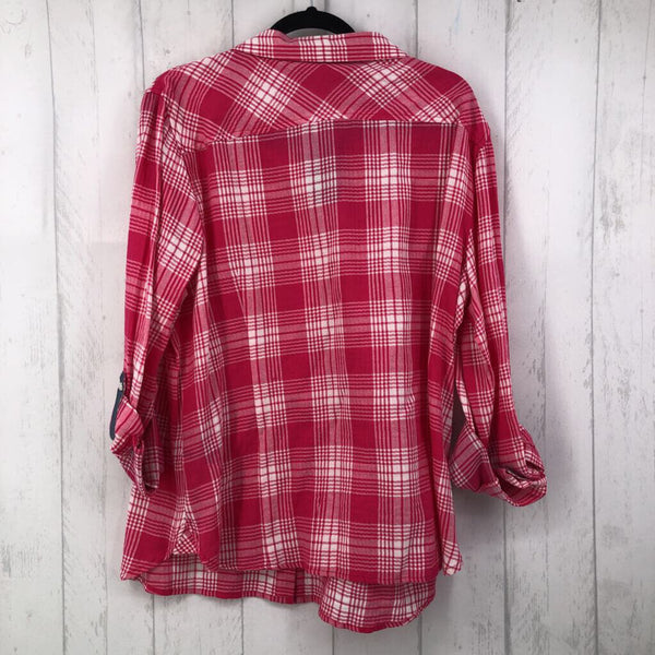 R70 XXL Plaid button down l/s top