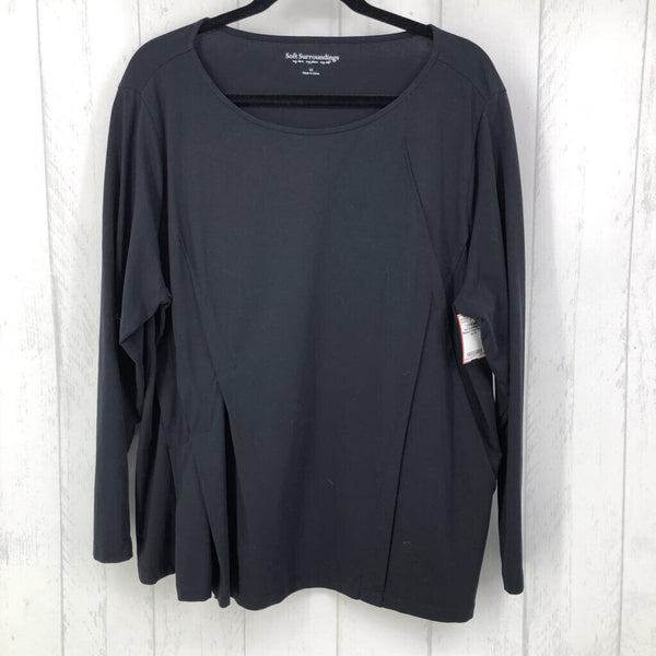 1X Pleated front l/s top