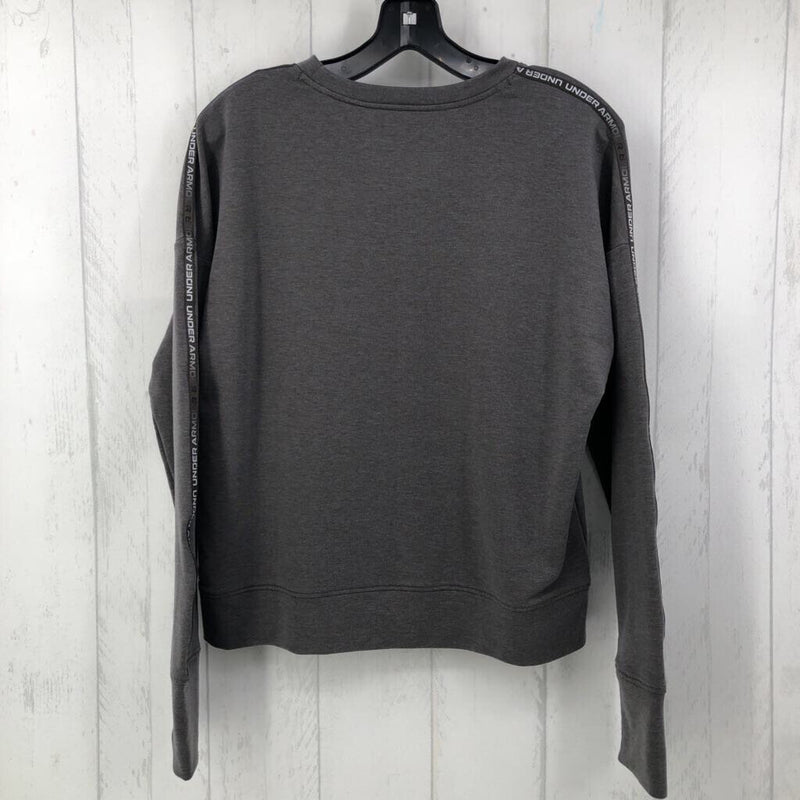 M Crewneck sweatshirt