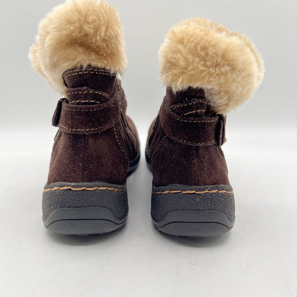 7.5 faux fur lined ankle boots