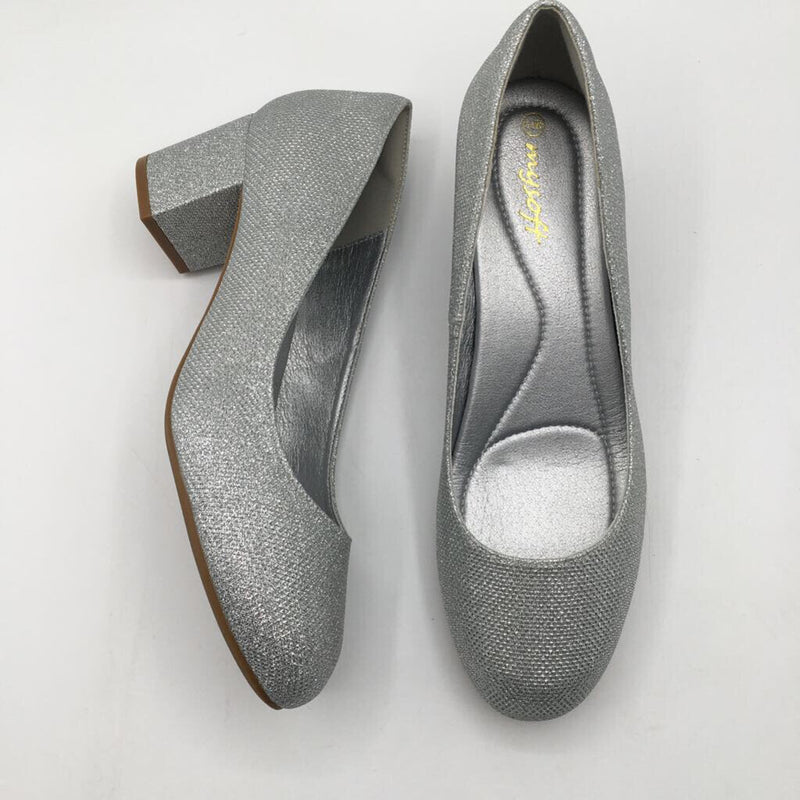 11W Sparkly block heels