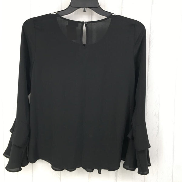 M Ruffled hem l/s top