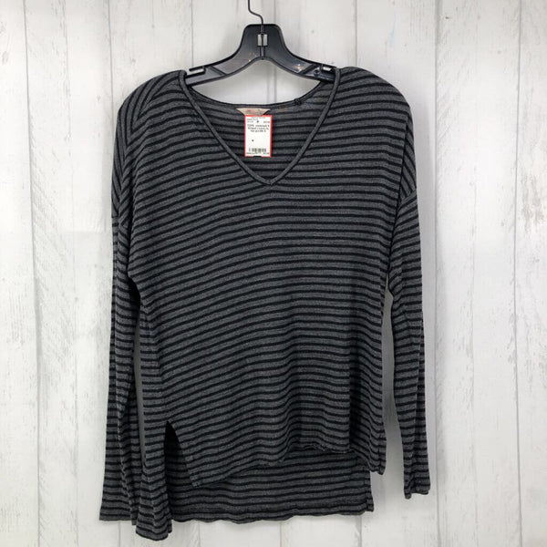 S Striped v-neck l/s top