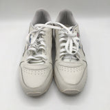 9.5 lace up tennis shoes