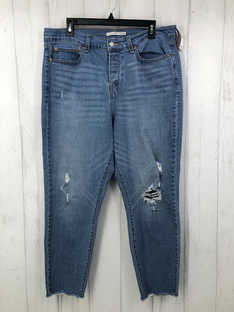 16 Distressed skinny jean