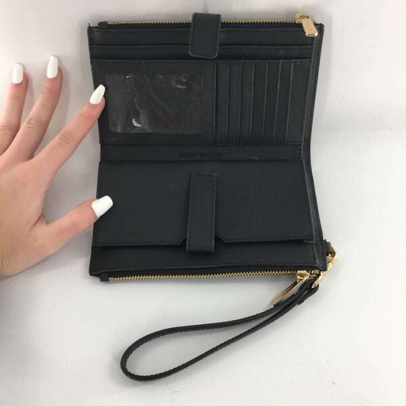 double zip bi-fold wristlet/wallet/clutch