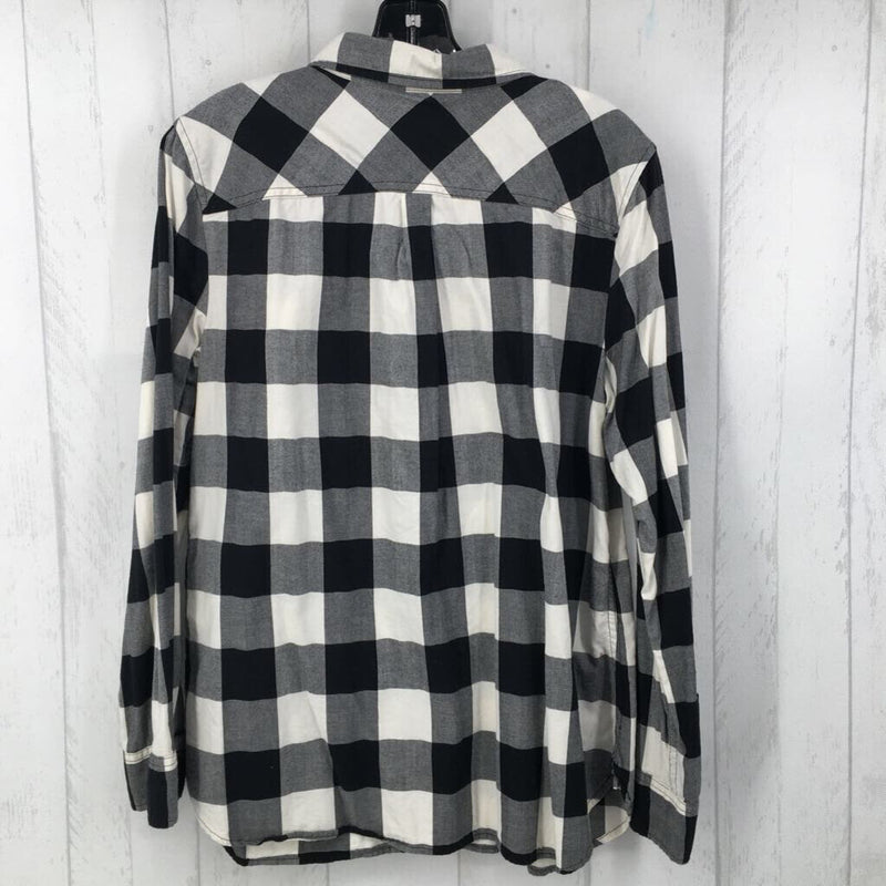 L Plaid button down l/s top