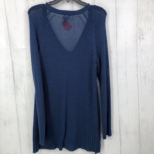 XL V-neck lace up side sweater